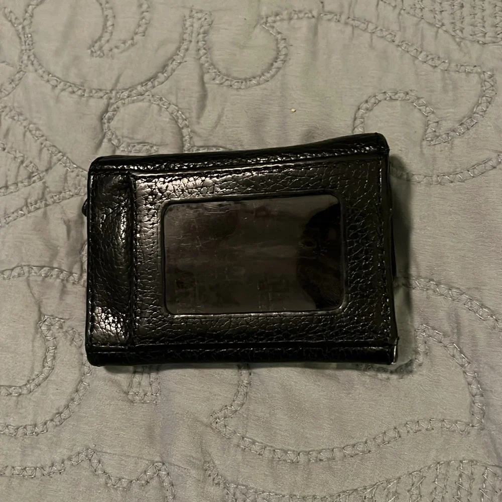 Michael Kors Black Pebbled Leather, Silver Tone Hardware Key Cles/Card Holder